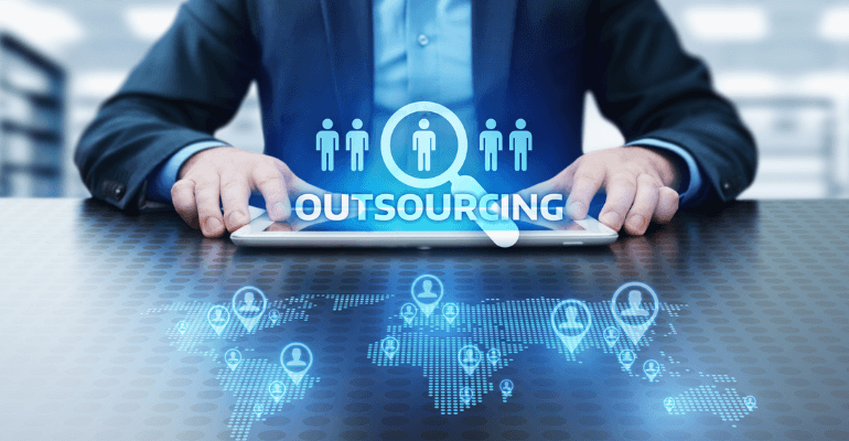 Gia công phần mềm là gì? Lợi ích dịch vụ outsource đem lại